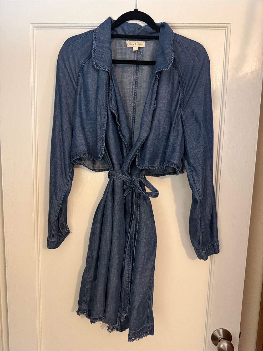 cloth & stone Denim-Look Long Sleeve Tie-Waist Dress Jacket in Blue